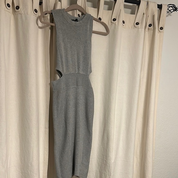 Guess cut out style dress. EUC size med - Picture 1 of 5